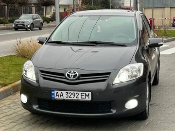 Авто Toyota Auris 2012 № 8313634