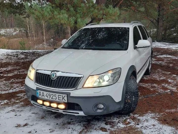 Авто Skoda Octavia Scout 2012 № 8313643