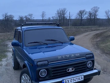 Авто ВАЗ 21214 2012 № 8313775