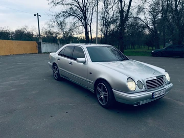 Авто Mercedes E Серия 1996 № 8314103