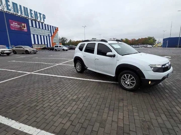 Авто Renault Duster 2011 № 8314196