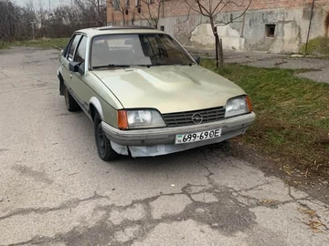 Авто Opel Rekord 1984 № 8314240