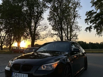 Авто BMW 5 Серия 2005 № 8314337