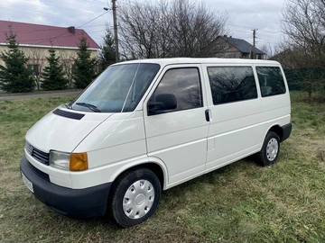 Авто Volkswagen Transporter 2000 № 8314343