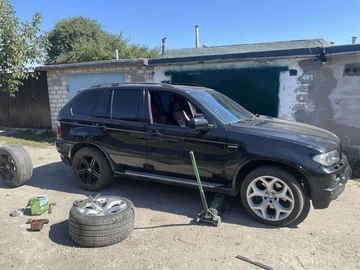 Авто BMW X5 2002 № 8314426