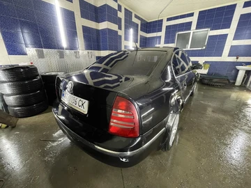 Авто Skoda Superb 2003 № 8314929