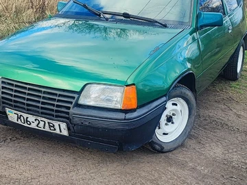 Авто Opel Kadett 1988 № 8314931