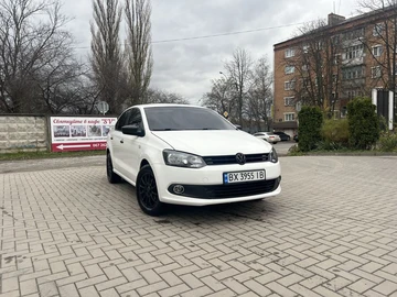 Авто Volkswagen Polo 2011 № 8315482