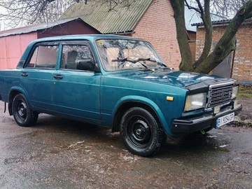 Авто ВАЗ 2107 1993 № 8315511