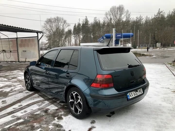 Авто Volkswagen Golf 2001 № 8315528