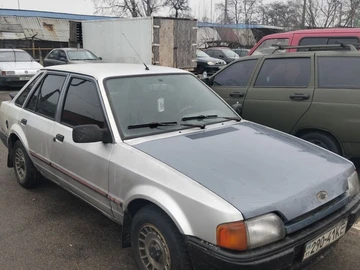 Авто Ford Escort 1990 № 8315531