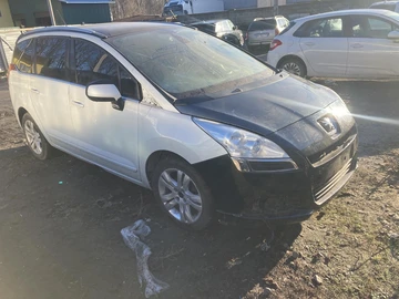 Авто Peugeot 5008 2011 № 8315785