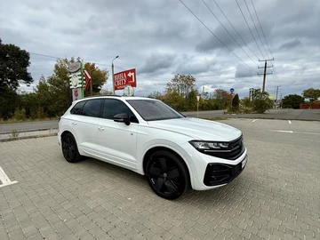 Авто Volkswagen Touareg 2025 № 8315818