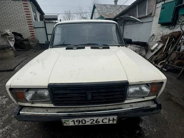 Авто ВАЗ 2107 1995 № 8316385