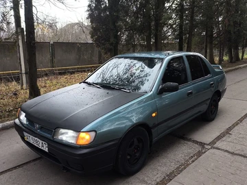 Авто Nissan Sunny 1995 № 8316401