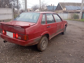Авто ВАЗ 21099 1993 № 8316630
