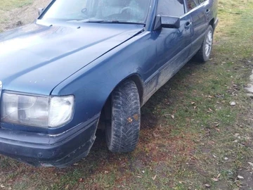 Авто Mercedes 200 1986 № 8316658