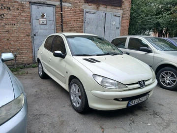 Авто Peugeot 206 1999 № 8316792