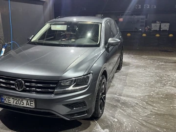 Авто Volkswagen Tiguan 2018 № 8316929
