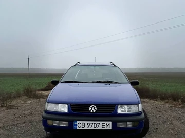 Авто Volkswagen Passat Variant 1994 № 8316947