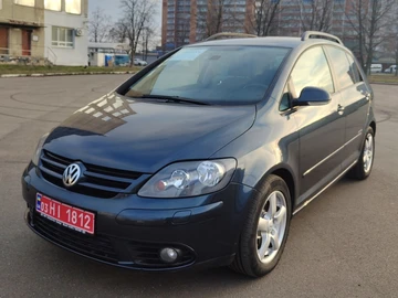 Авто Volkswagen Golf Plus 2009 № 8317092