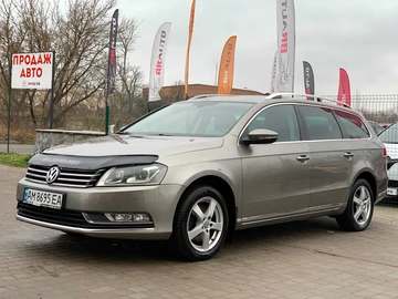 Авто Volkswagen Passat Variant 2012 № 8317107