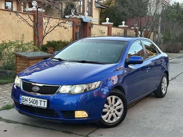 Авто KIA Cerato Forte  2011 № 8317250