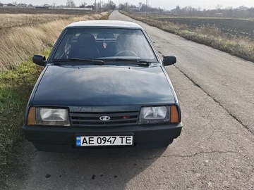 Авто ВАЗ 2109 1995 № 8317490