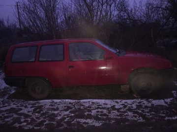 Авто Opel Kadett 1990 № 8317605