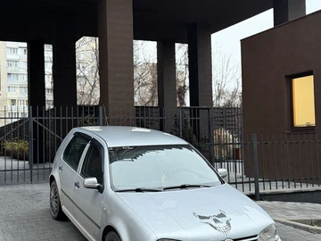 Авто Volkswagen Golf 2003 № 8317737