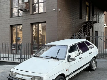 Авто ВАЗ 2109 1993 № 8317766