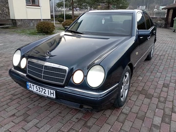 Авто Mercedes 220 1998 № 8317794