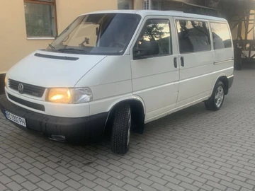 Авто Volkswagen Transporter 2000 № 8318077