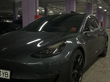 Авто Tesla Model 3 2018 № 8318080