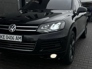 Авто Volkswagen Touareg 2014 № 8318085