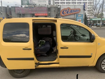 Авто Renault 11 2013 № 8318095