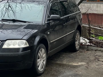 Авто Volkswagen Passat Sedan 2001 № 8318166