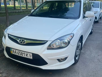 Авто Hyundai I30 2011 № 8318278