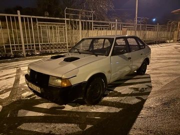 Авто  2141 1992 № 8318283