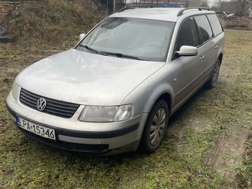 Авто Volkswagen Passat Variant 1999 № 8318297