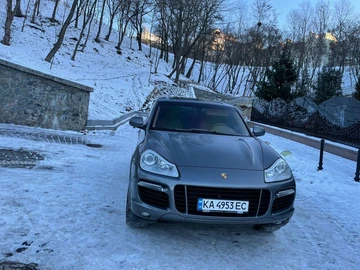 Авто Porsche Cayenne Turbo 2008 № 8318393