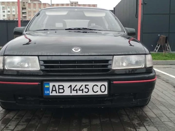 Авто Opel Vectra 1990 № 8318526