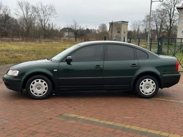 Авто Volkswagen Passat Sedan 1998 № 8318540