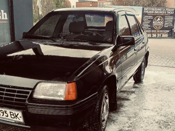 Авто Opel Kadett 1990 № 8318710