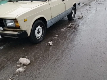 Авто ВАЗ 2104 1985 № 8318916