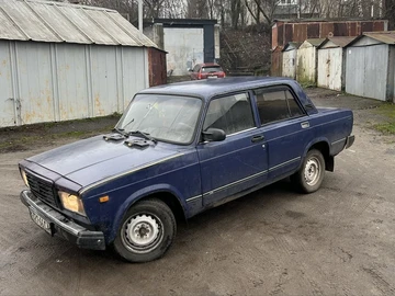 Авто ВАЗ 2107 1995 № 8319089