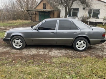 Авто Mercedes 260 1988 № 8319150