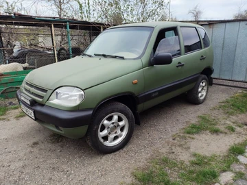 Авто Chevrolet Niva 2005 № 8319313