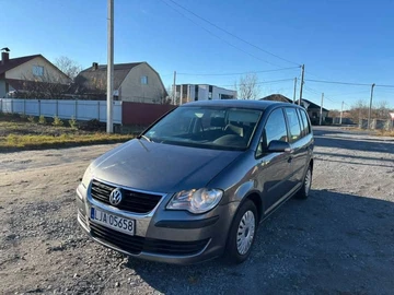 Авто Volkswagen Touran 2007 № 8319439