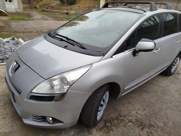 Авто Peugeot 5008 2009 № 8319599